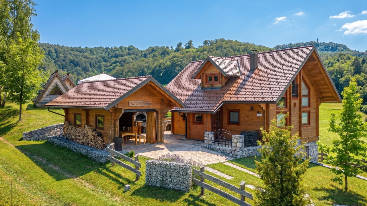 Photo of Outdoor in Bostanj