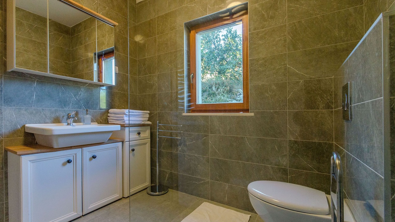 Photo of Bathroom in Kneza