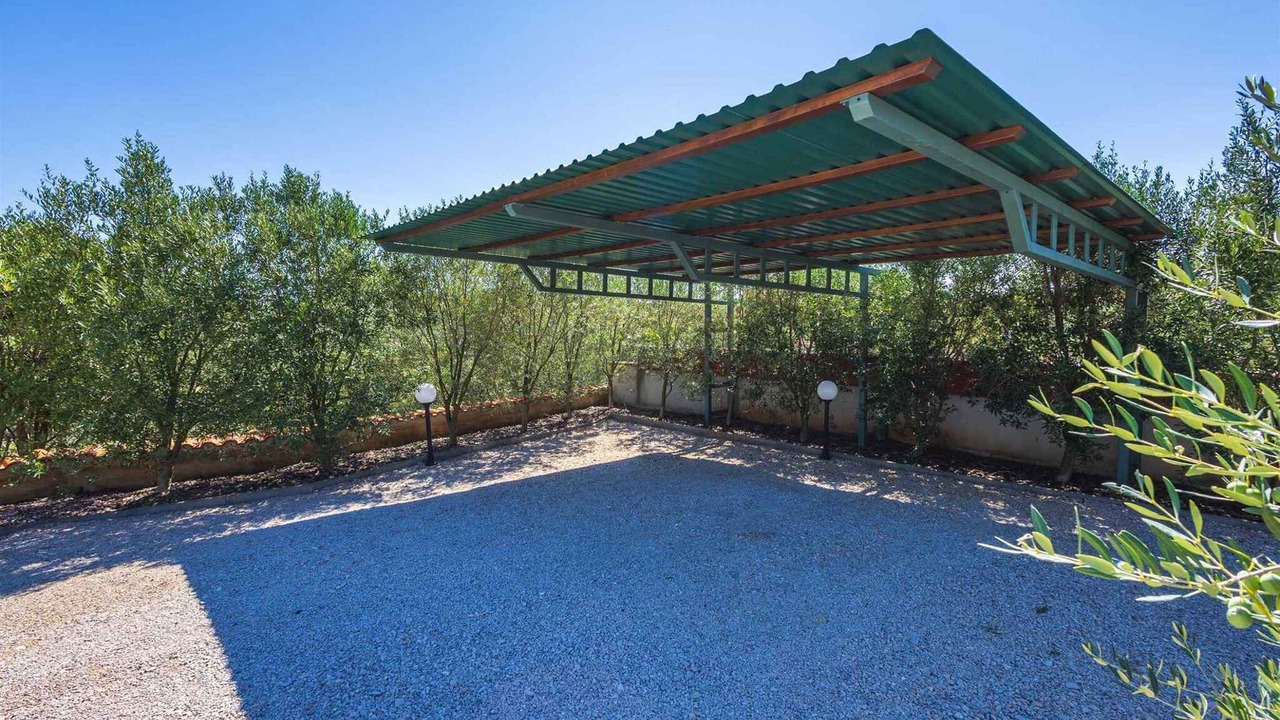 Photo of Outdoor in Nenadici