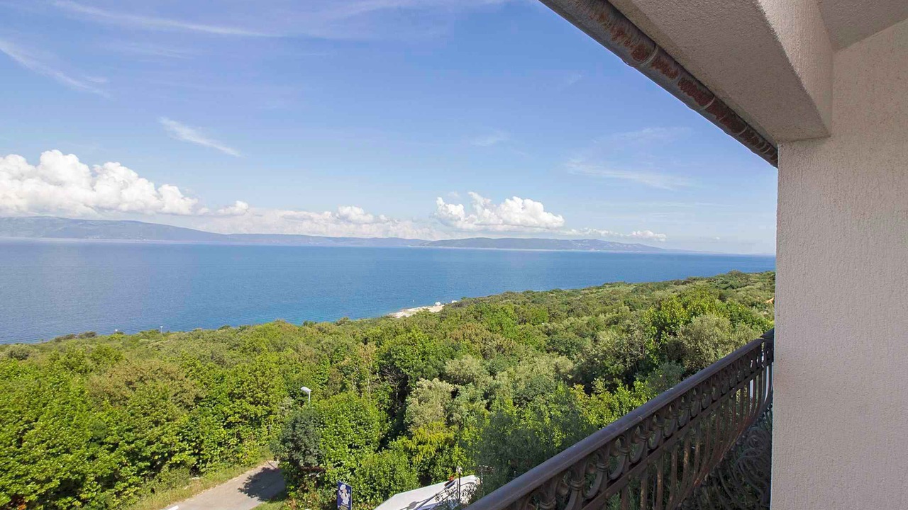 Photo of Outdoor in Ravni