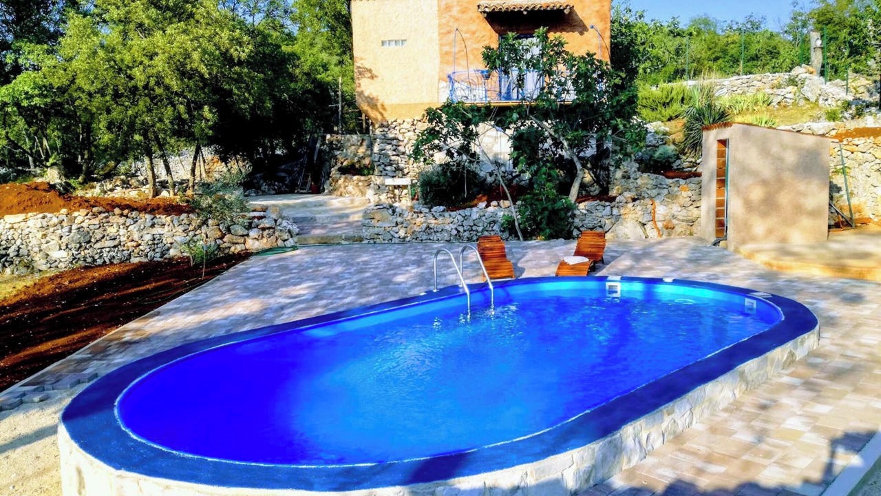 Photo of Outdoor in Cres