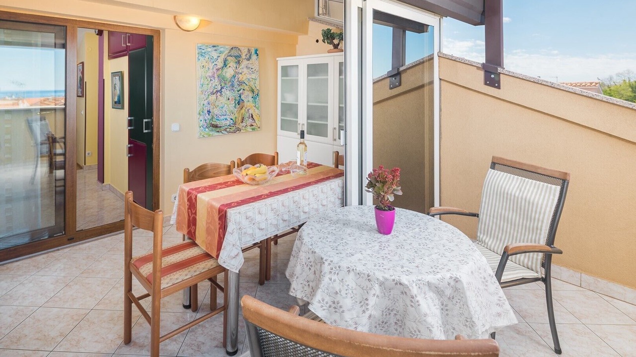 Photo of Outdoor in Spadici