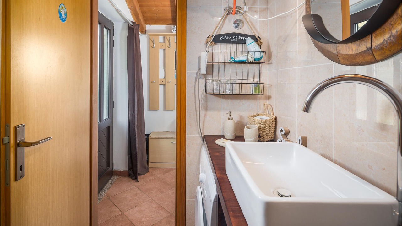 Photo of Bathroom in Kukci