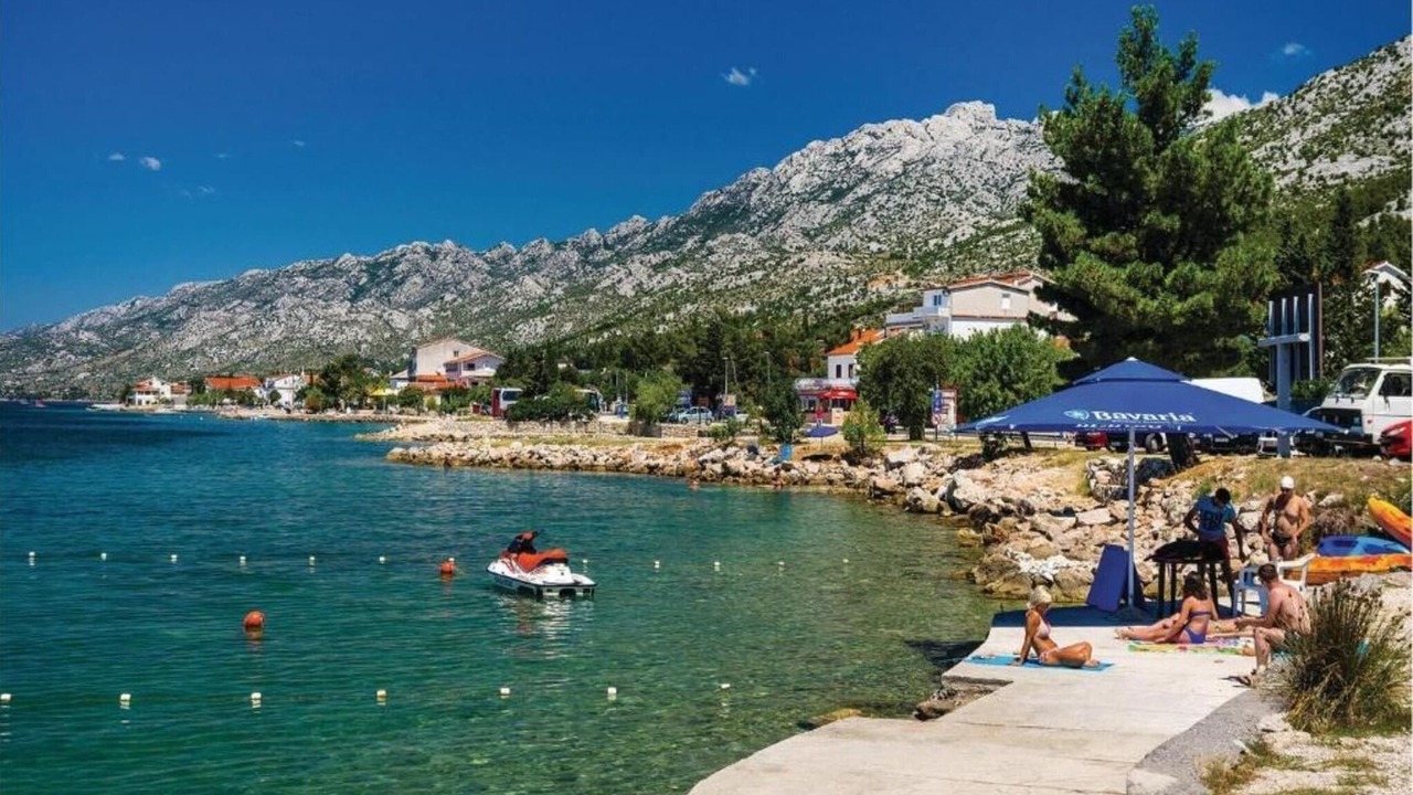 Photo of Others in Starigrad