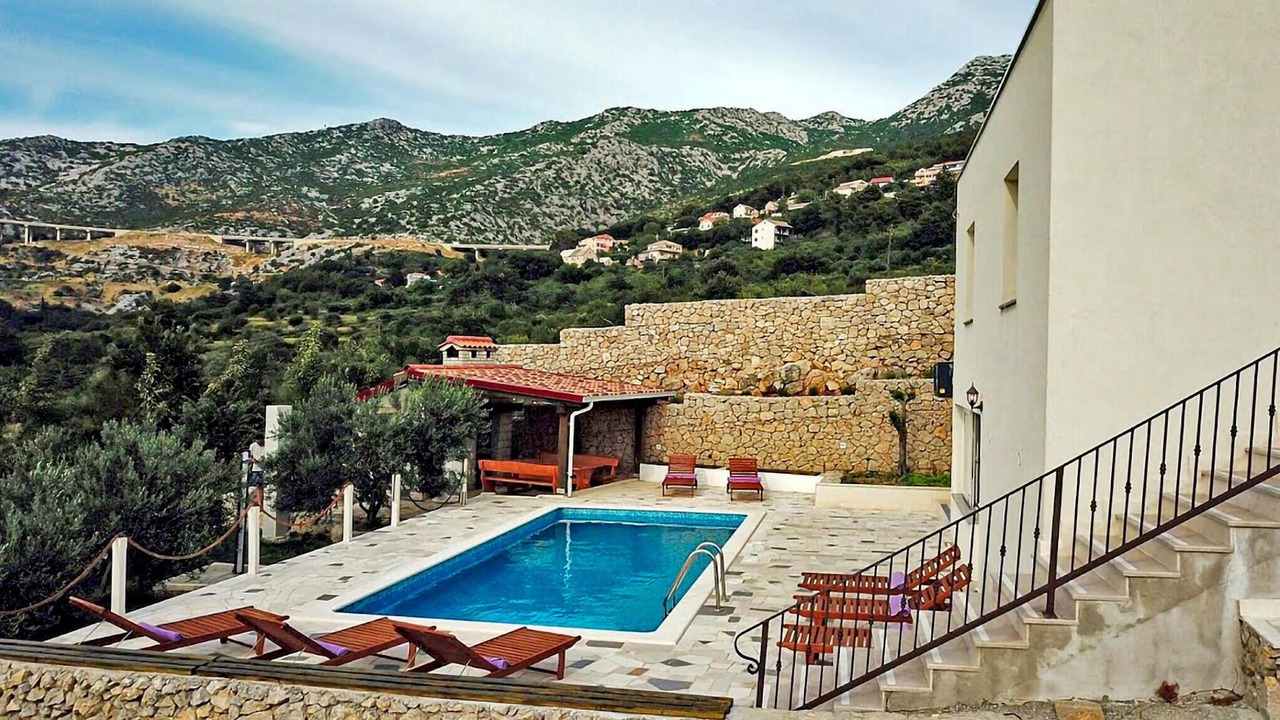 Photo of Outdoor in Klis