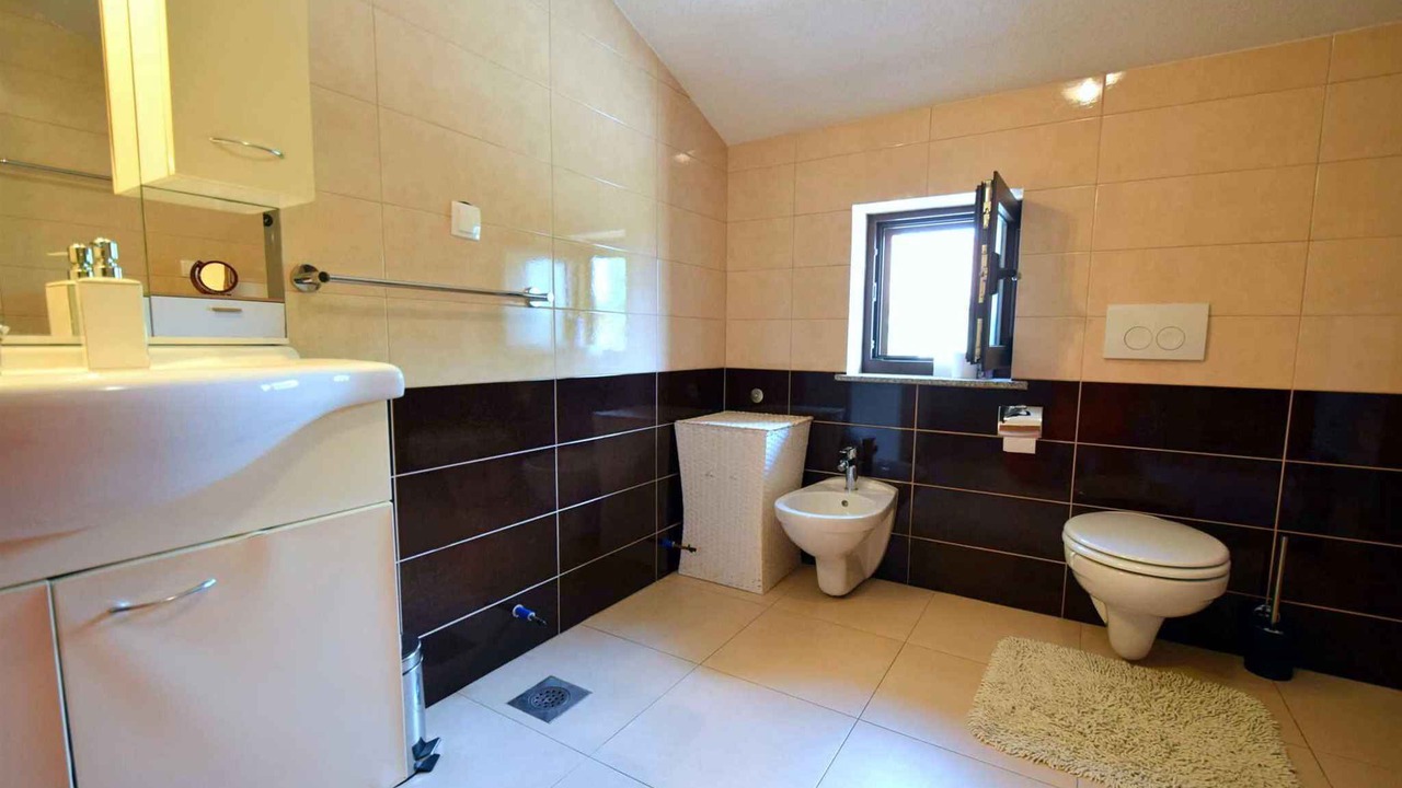 Photo of Bathroom in Omisalj