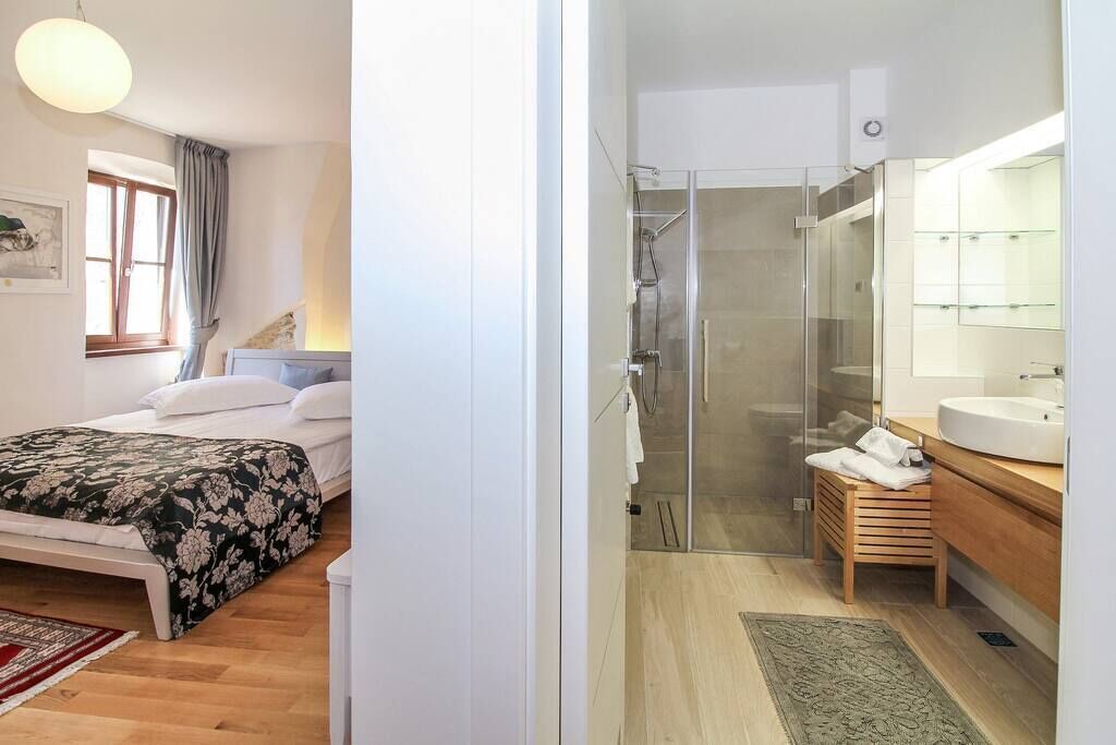 Photo of Bathroom in Bale