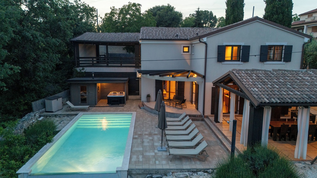 Photo of Outdoor in Jursici
