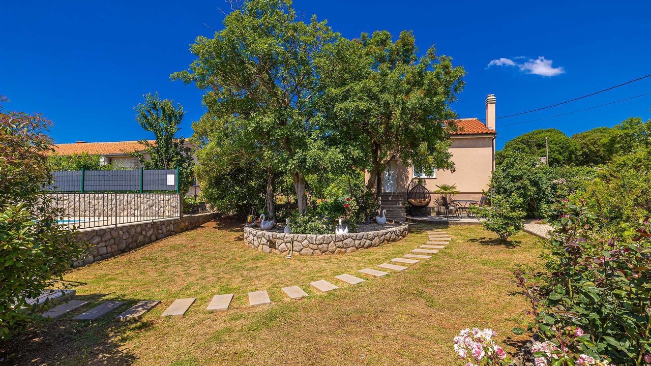 Photo of Outdoor in Linardici