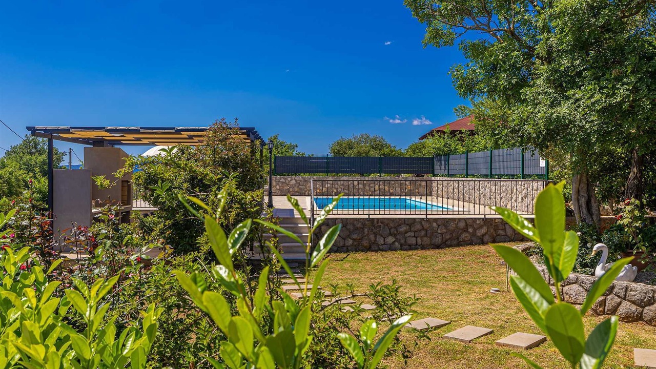 Photo of Outdoor in Linardici