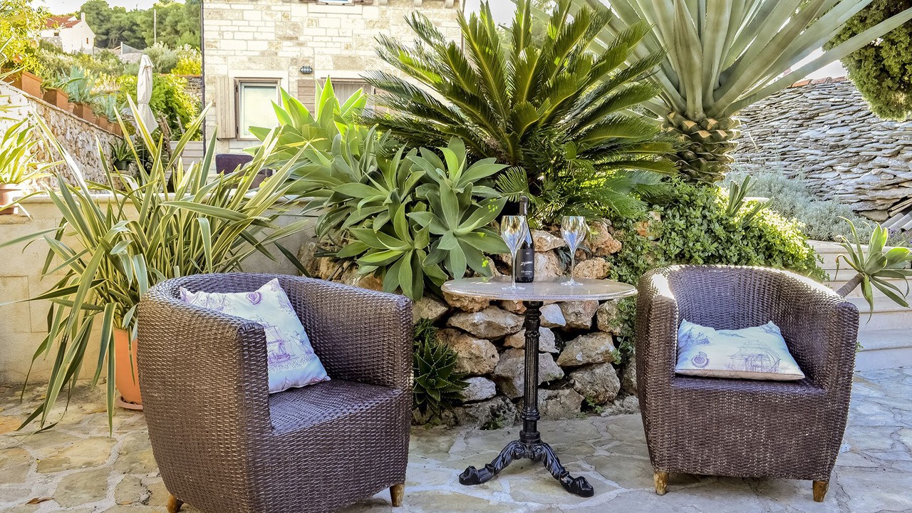 Photo of Patio Balcony in Supetar
