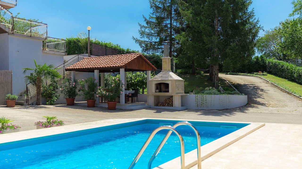 Photo of Outdoor in Zabrezani