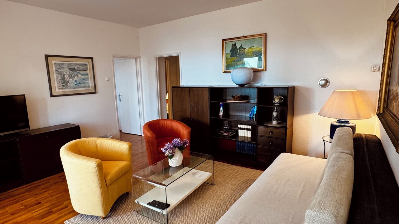 Photo of Livingroom in Icici