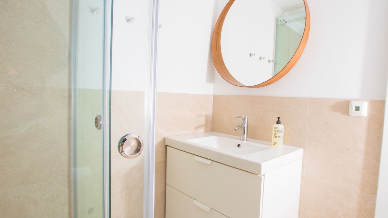Photo of Bathroom in Vir