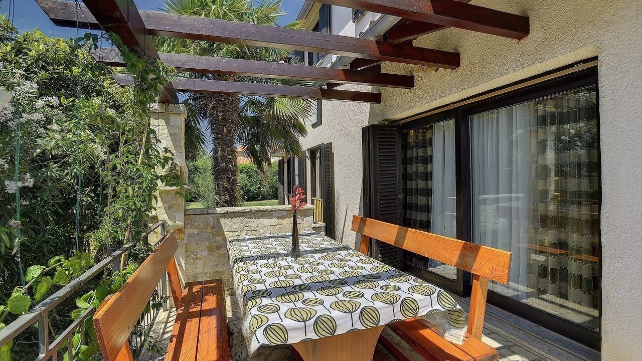 Photo of Outdoor in Liznjan
