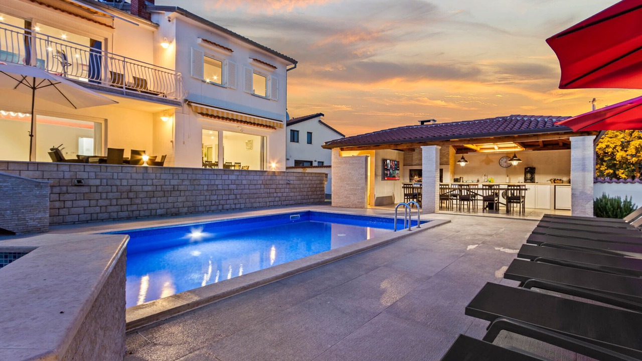 Photo of Outdoor in Buici