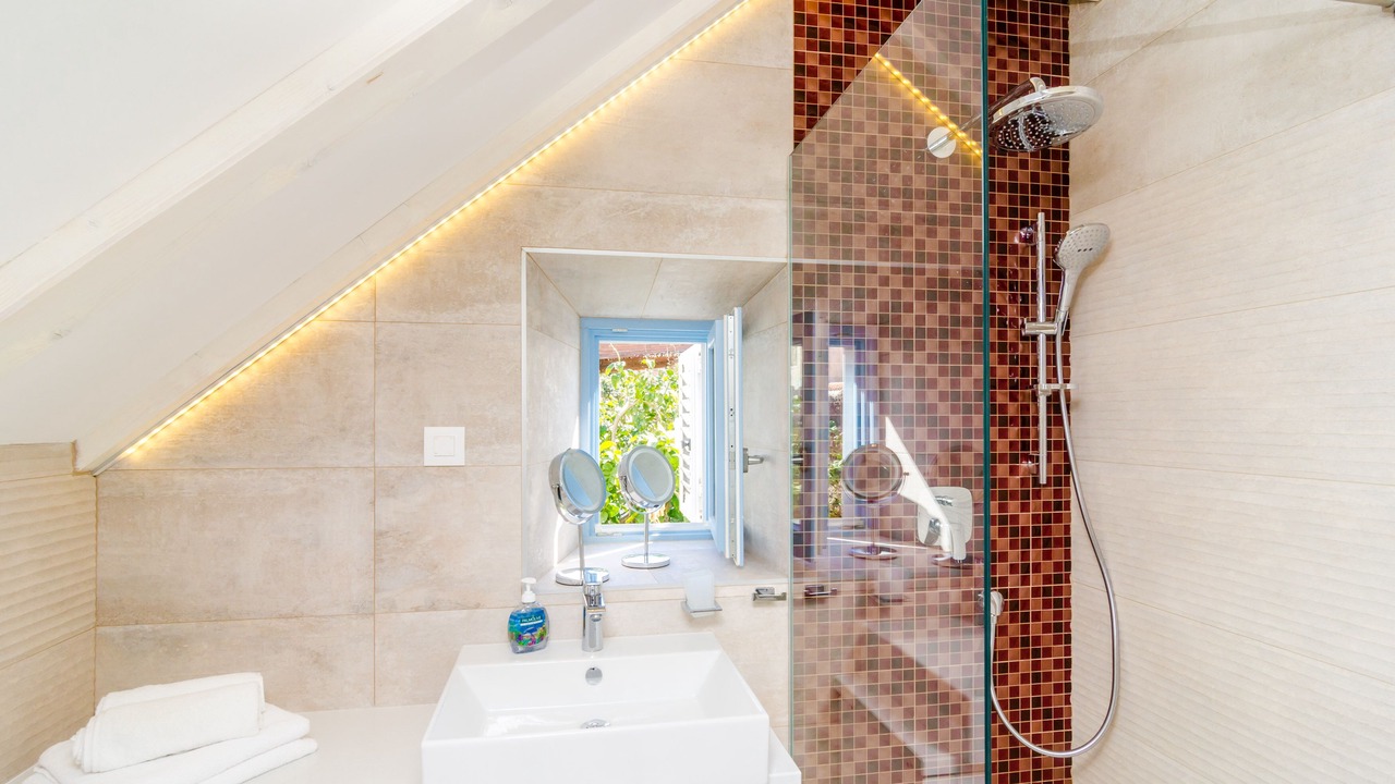 Photo of Bathroom in Cavtat Old Town