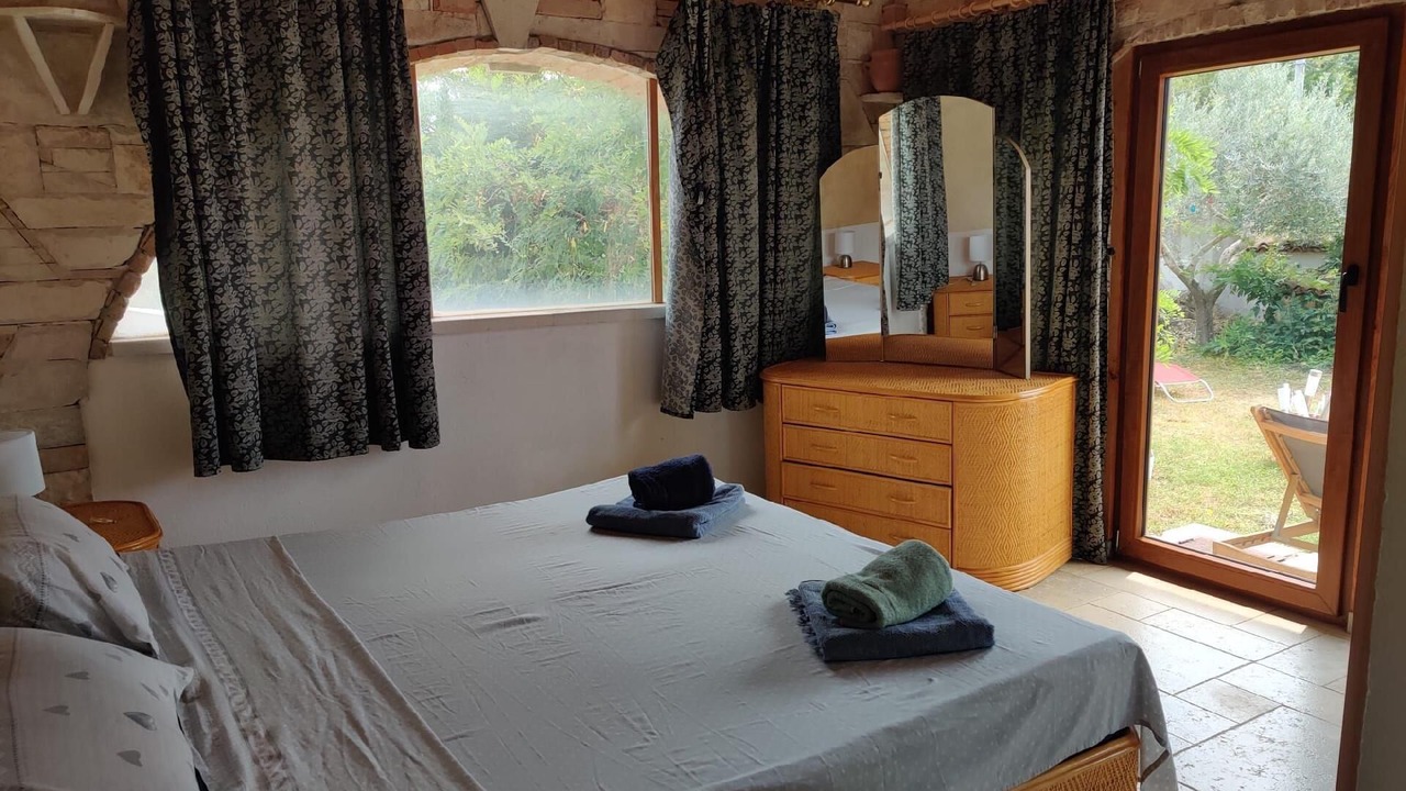 Photo of Bedroom in Sisan