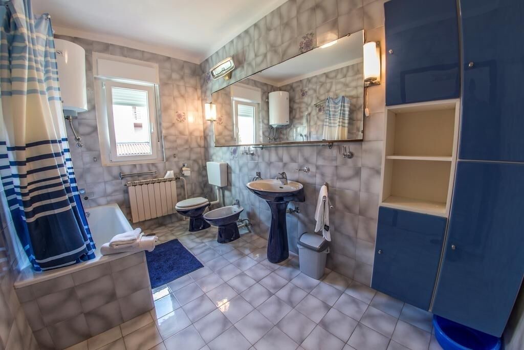 Photo of Bathroom in Banjole