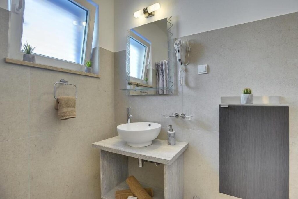 Photo of Bathroom in Muzini