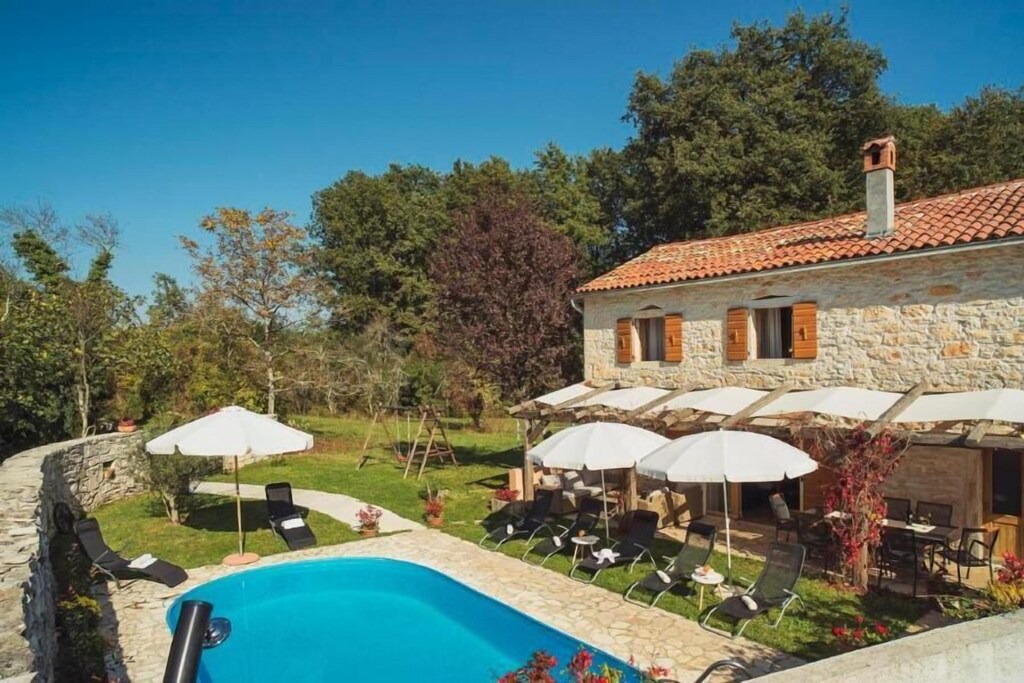 Photo of Outdoor in Gracisce