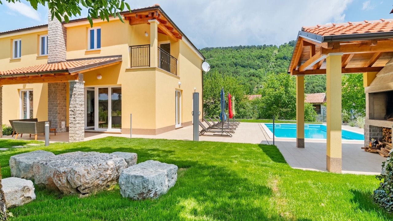 Photo of Outdoor in Lanisce