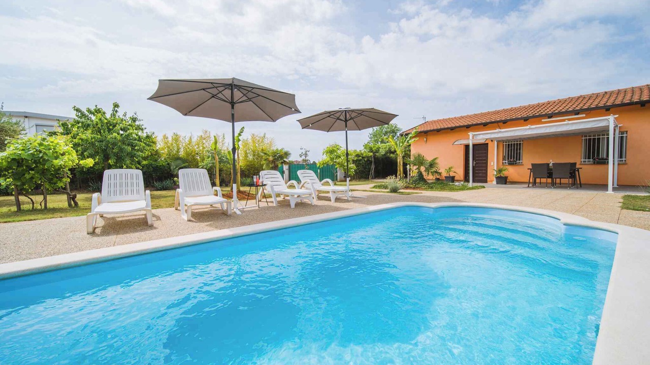 Photo of Outdoor in Musalez