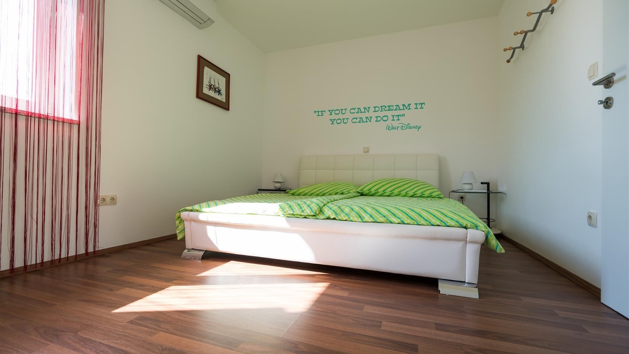 Photo of Bedroom in Klimno