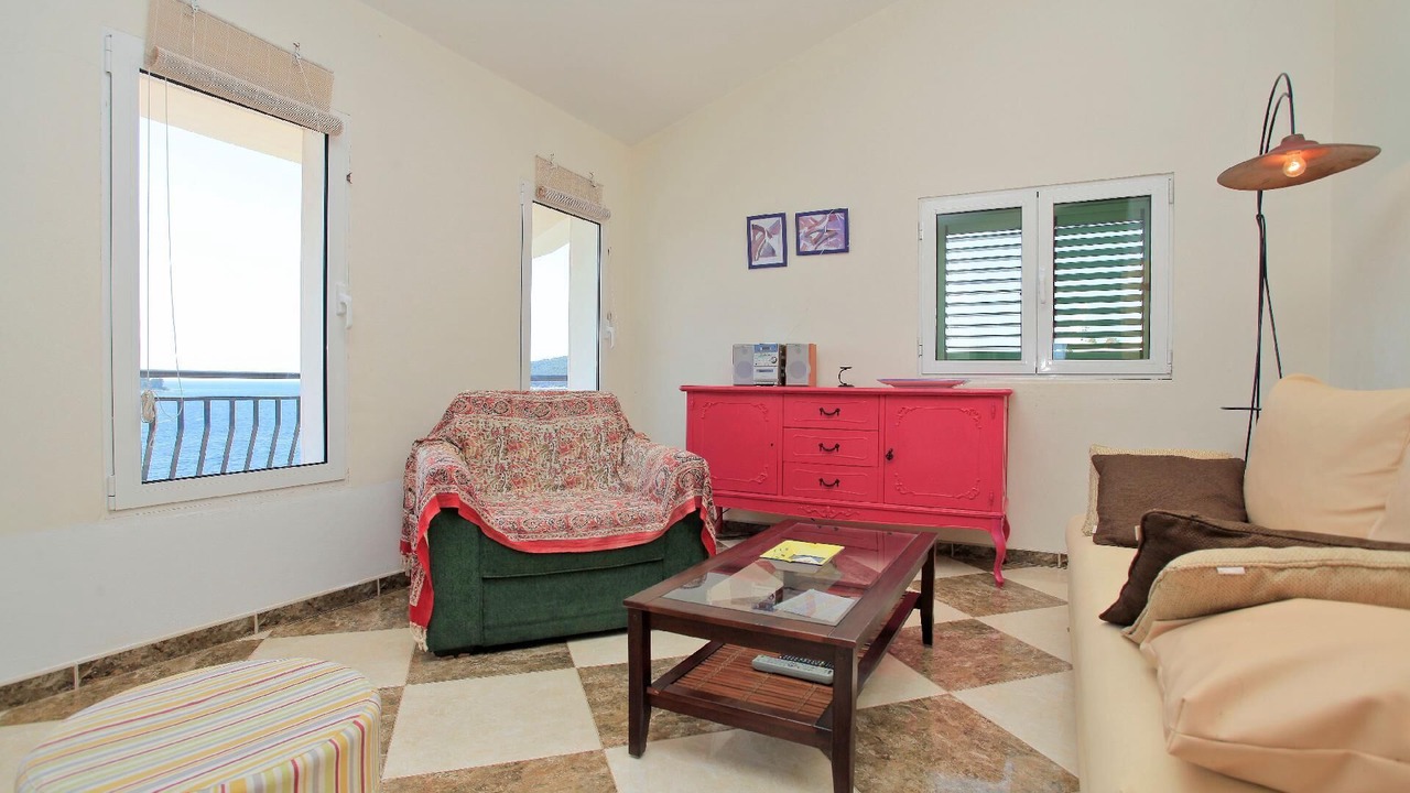 Photo of Livingroom in Potirna
