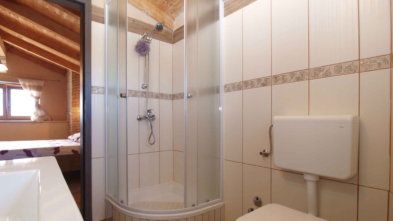 Photo of Bathroom in Katun Lindarski