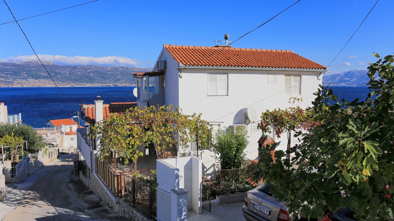 Photo of Outdoor in Slatine