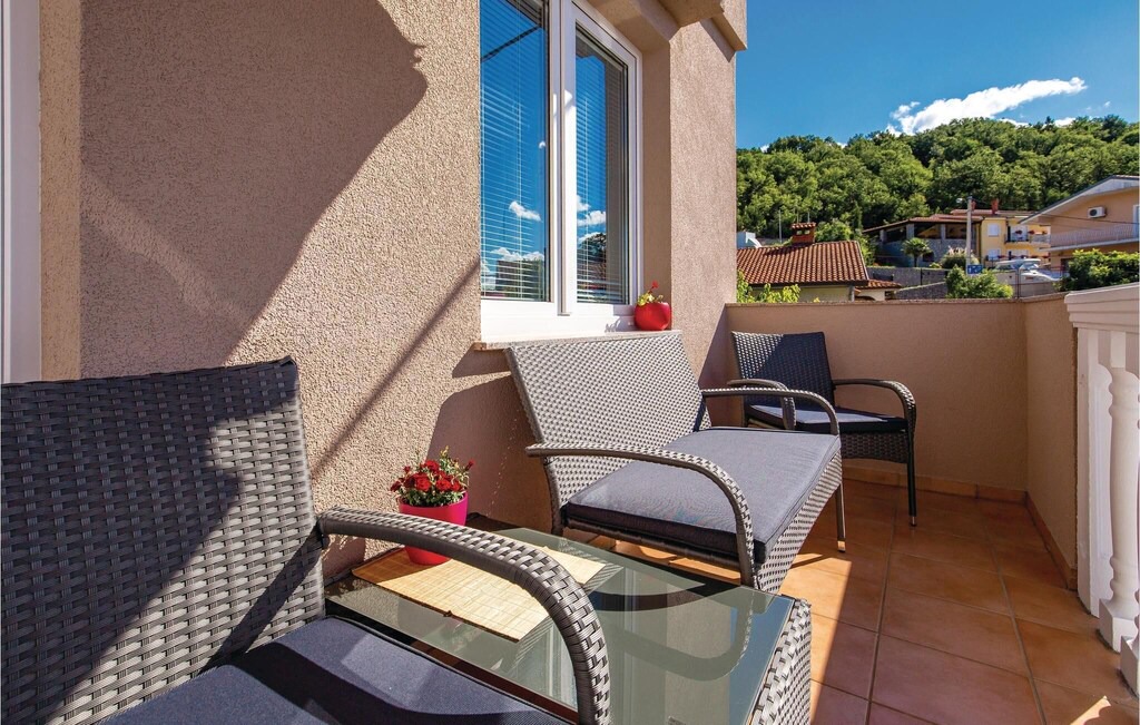 Photo of Patio Balcony in Jusici