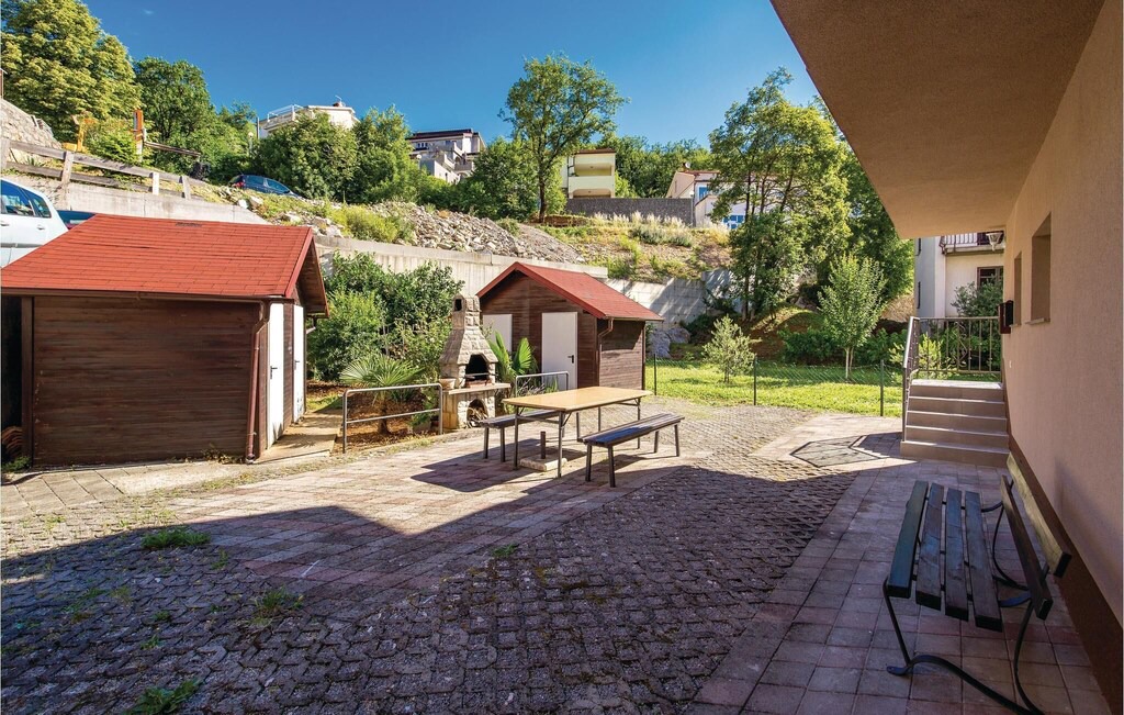 Photo of Patio Balcony in Jusici