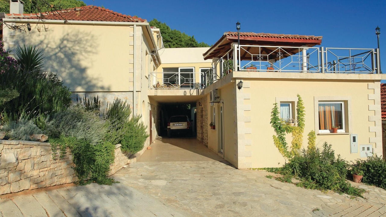 Photo of Outdoor in Cara