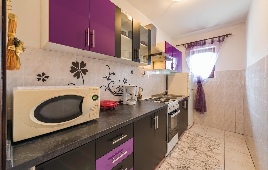Photo of Kitchen in Petehi