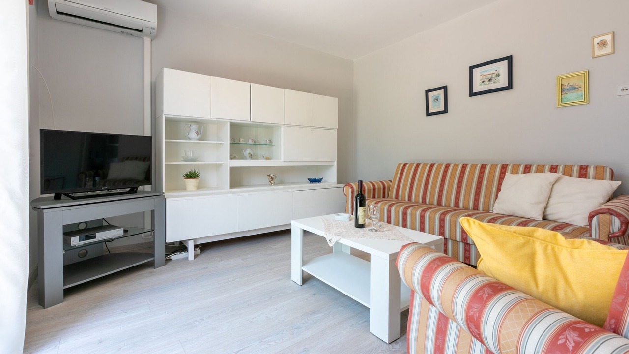 Photo of Livingroom in Banjol