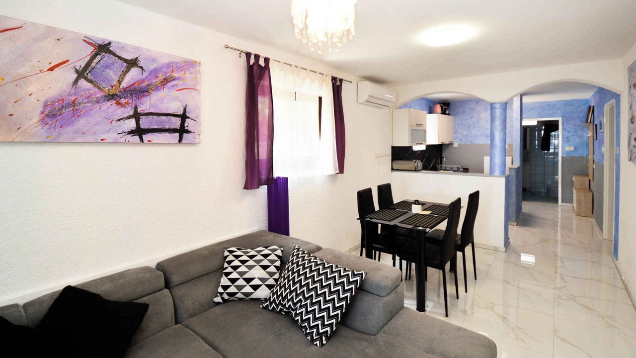 Photo of Livingroom in Pula