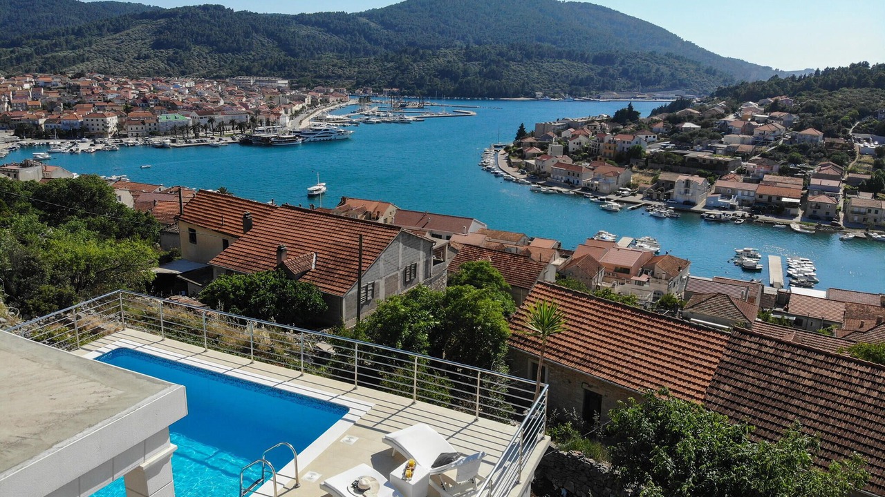 Photo of Others in Vela Luka