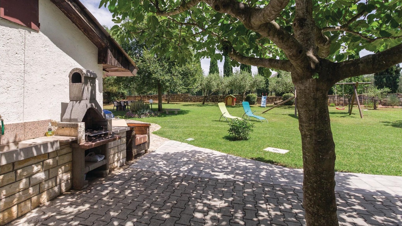Photo of Others in Zambratija