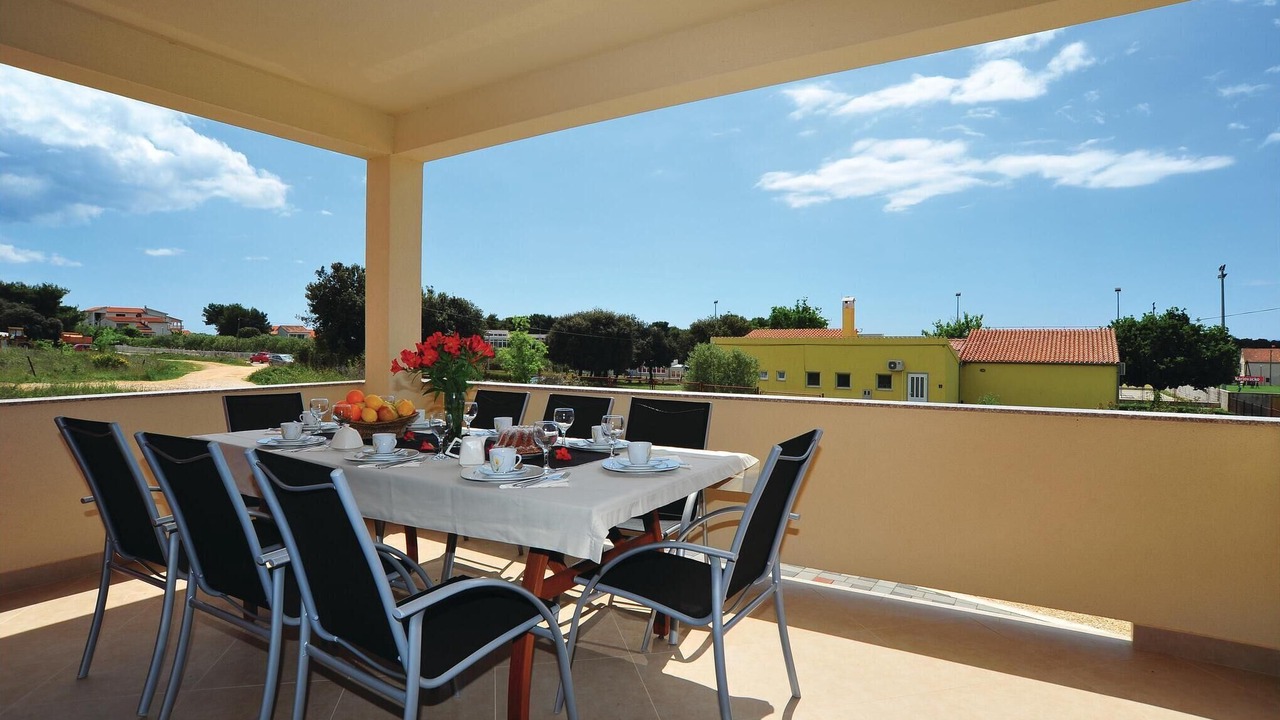 Photo of Patio Balcony in Pakostane