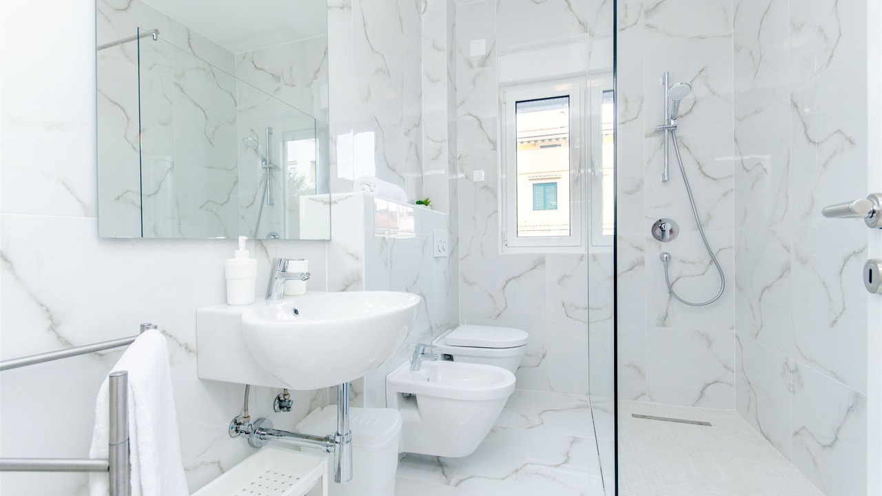 Photo of Bathroom in Kolan
