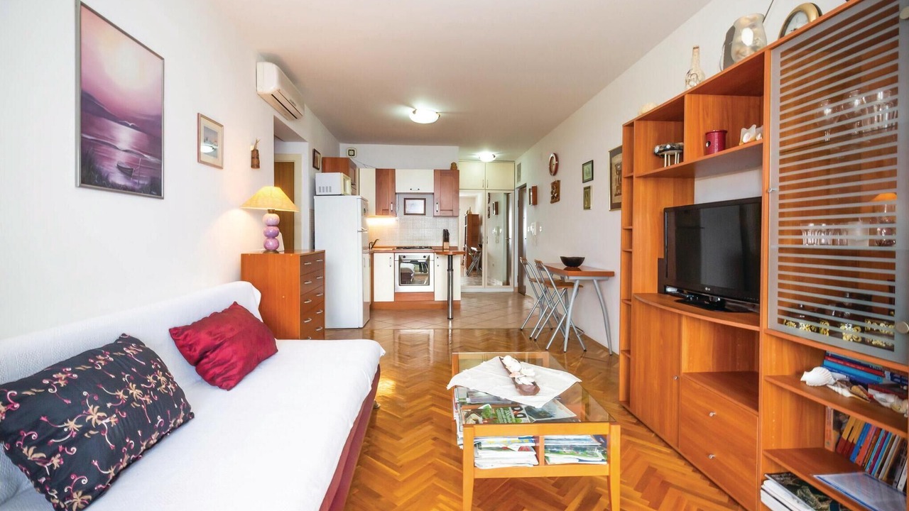 Photo of Bedroom in Brela