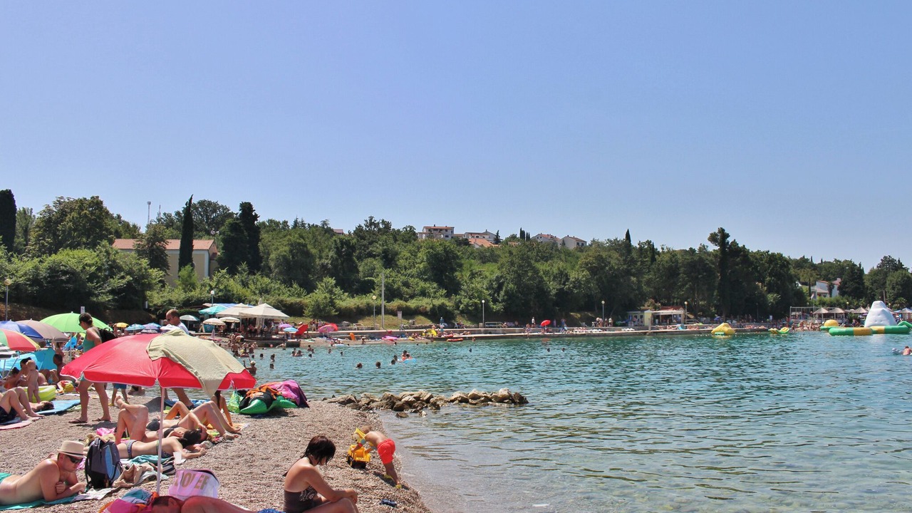 Photo of Others in Porat