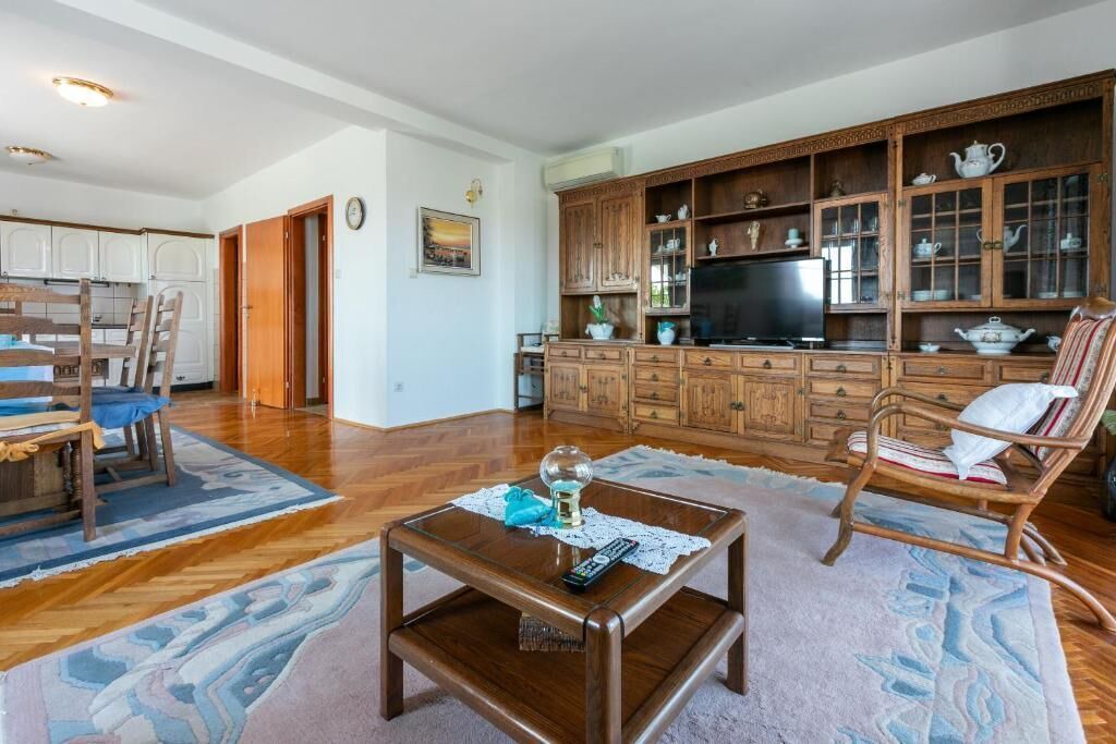 Photo of Livingroom in Banjol