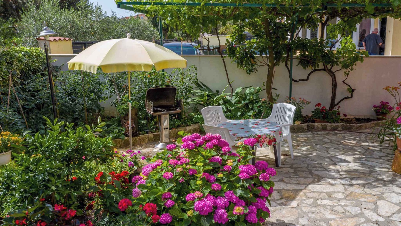 Photo of Outdoor in Peroj