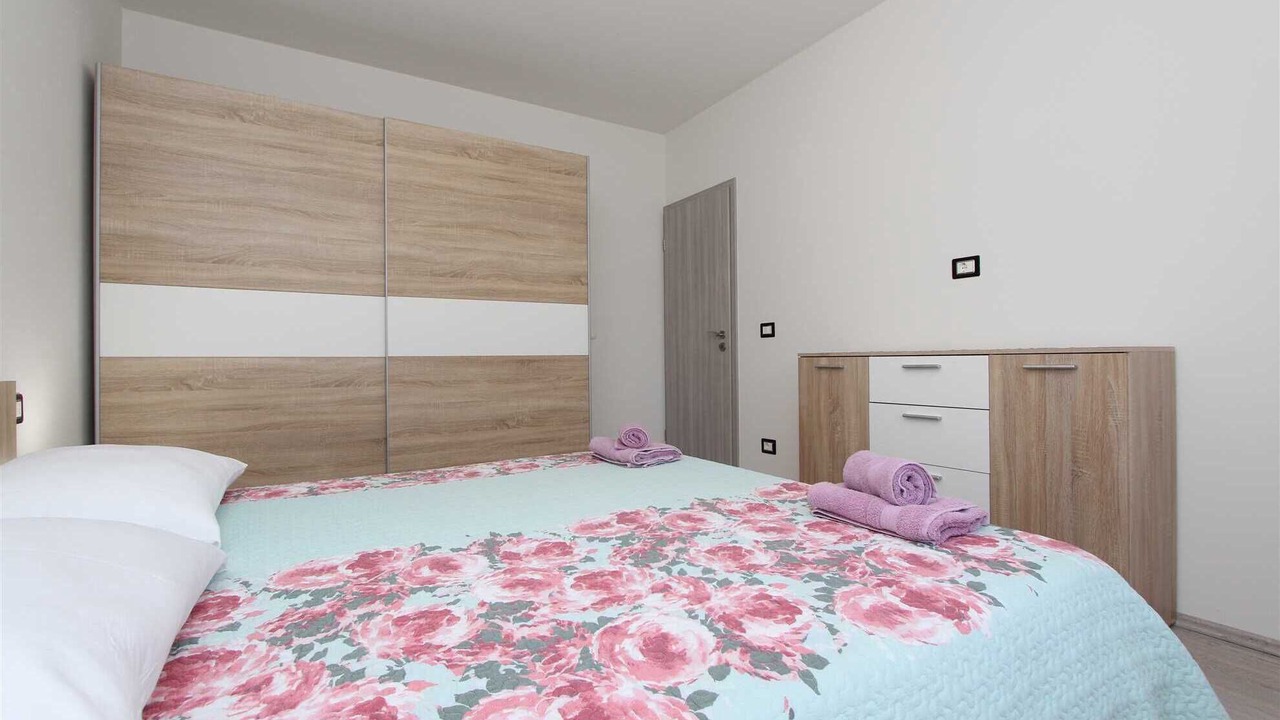 Photo of Bedroom in Borik