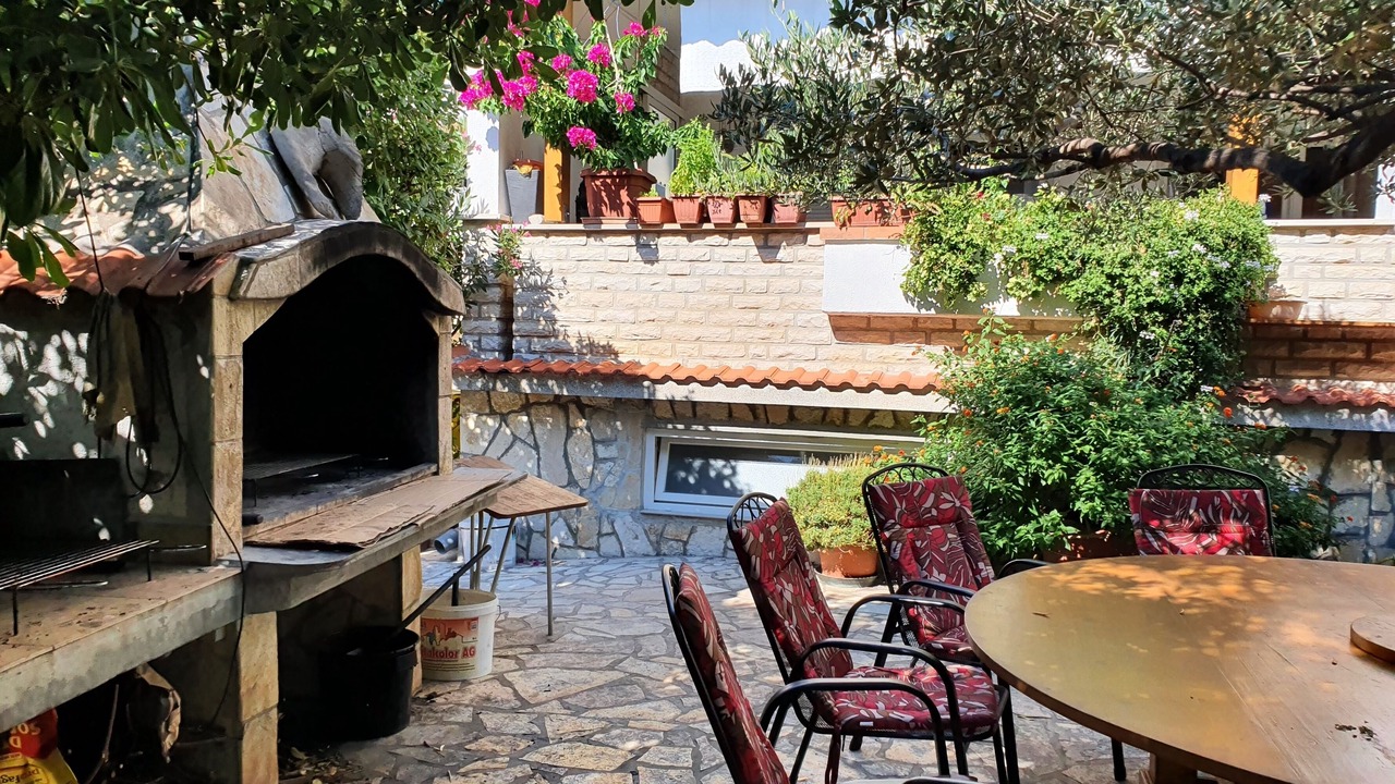 Photo of Outdoor in Banjol