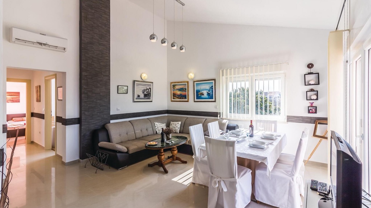 Photo of Bedroom in Peroj