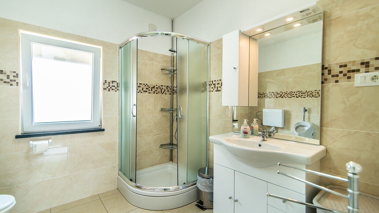 Photo of Bathroom in Tinjan