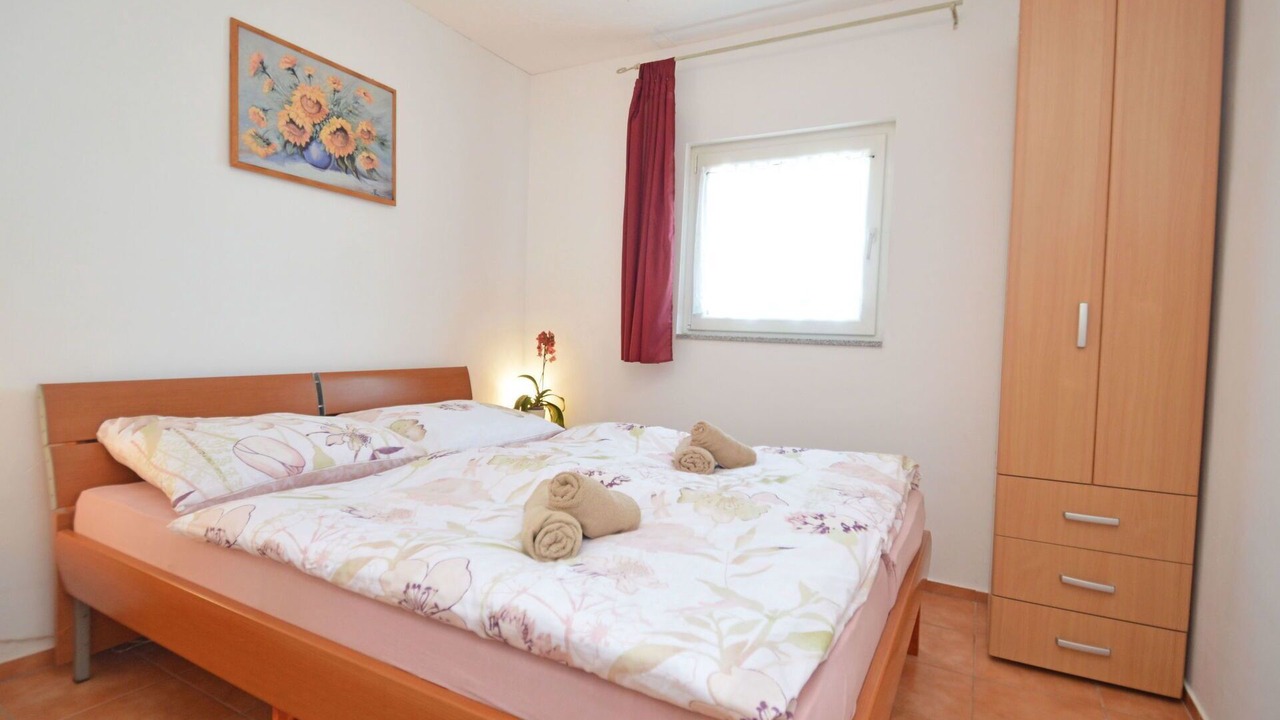 Photo of Bedroom in Pomer